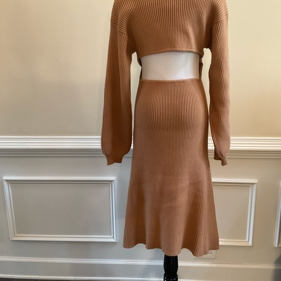 Forever 21 Mock Neck Long Sleeve Ribbed Sweater Dress Back Cutout Size XL - Picture 5 of 10